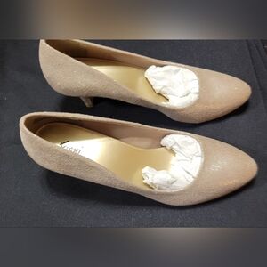 Fioni Champagne Heels, size 6.5, worn once!